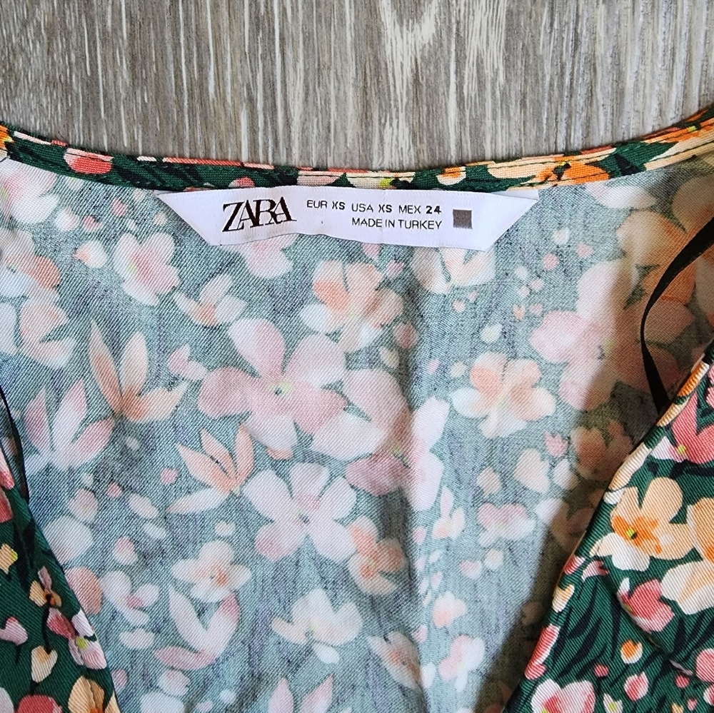 BEAUTIFUL ZARA DRESS - Picture 5 of 16